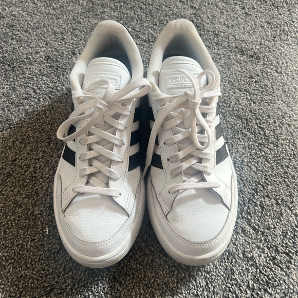 Adidas Sneakers - Picture 3 of 8